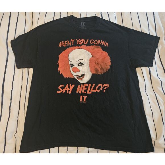 IT Movie Pennywise Are You Gonna Say Hello XL T Shirt Stephen King Halloween EUC - Picture 1 of 4